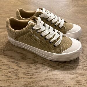 Rocket Dog Women's Cheery Sneaker, Barstow Tan 8